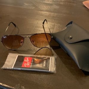 Ray-Ban Aviator Sunglasses